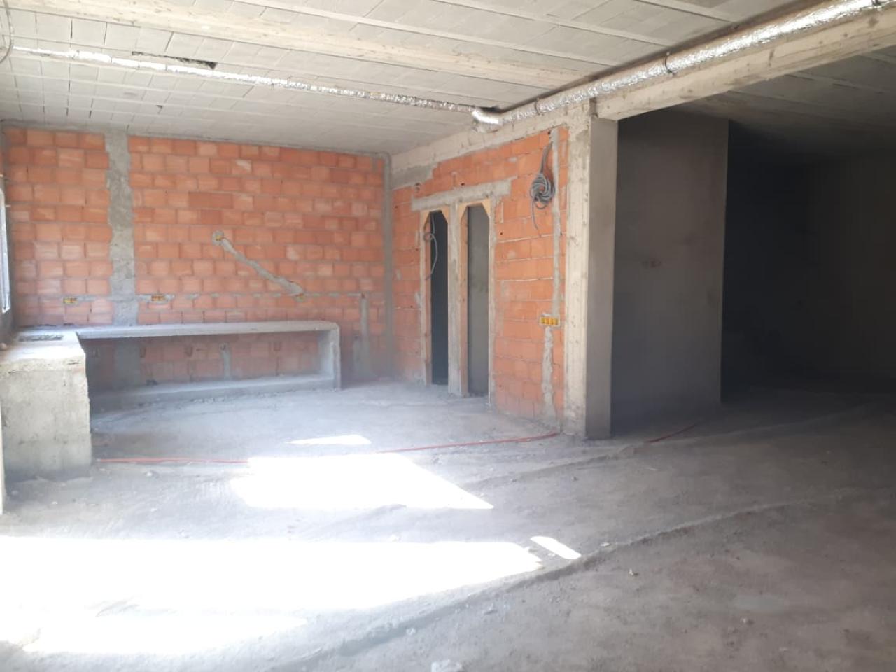 À Vendre - Villa Semi-Finie - 5 Chambres