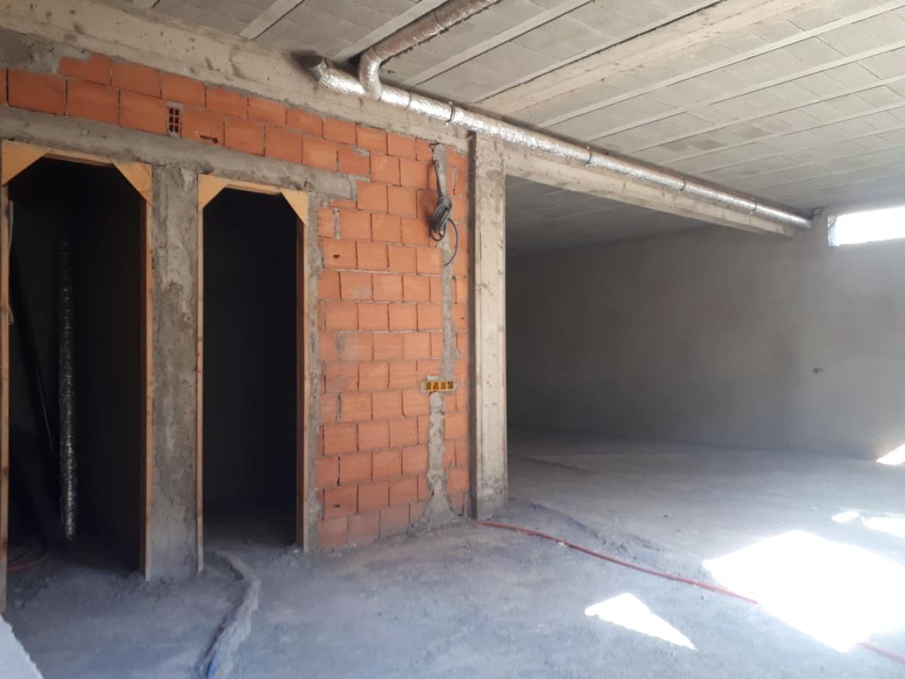 À Vendre - Villa Semi-Finie - 5 Chambres