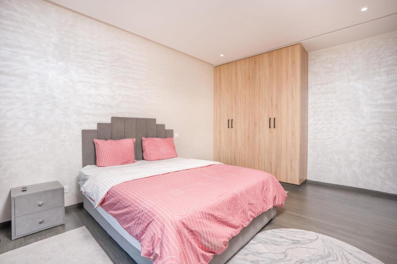 Villa De Luxe – 4 Suites Master – Piscine et Jardin Privatifs