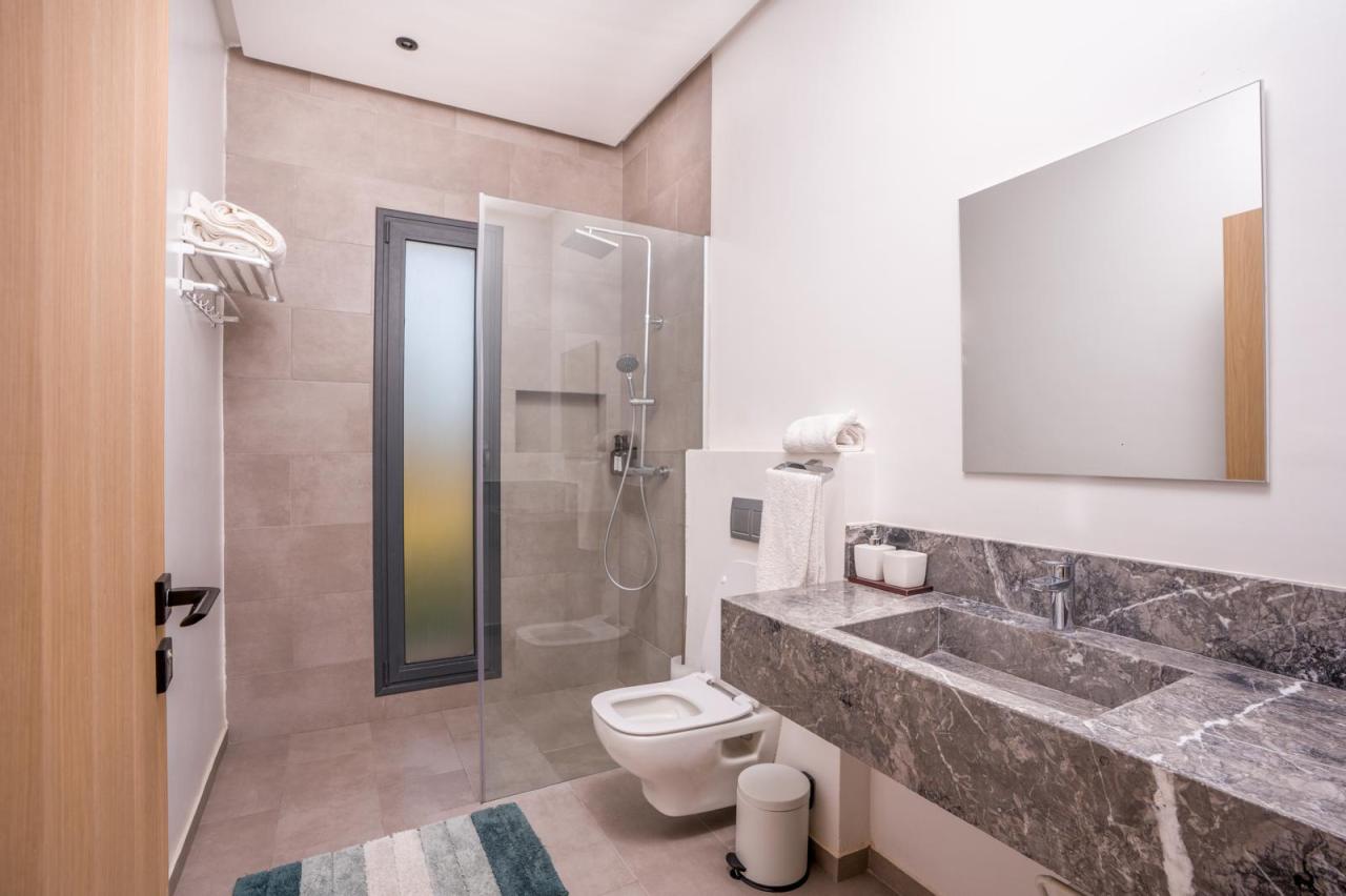 Villa De Luxe – 4 Suites Master – Piscine et Jardin Privatifs