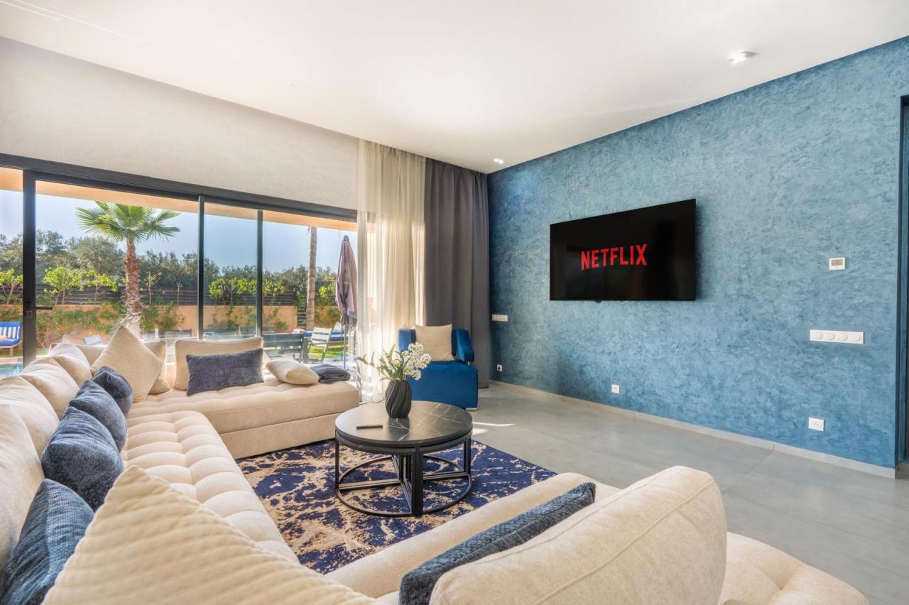 Villa De Luxe – 4 Suites Master – Piscine et Jardin Privatifs