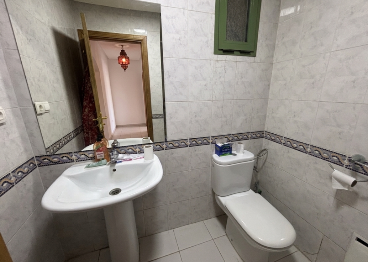 Superbe Appartement 2 Chambres à Vendre en Plein Centre de Guéliz