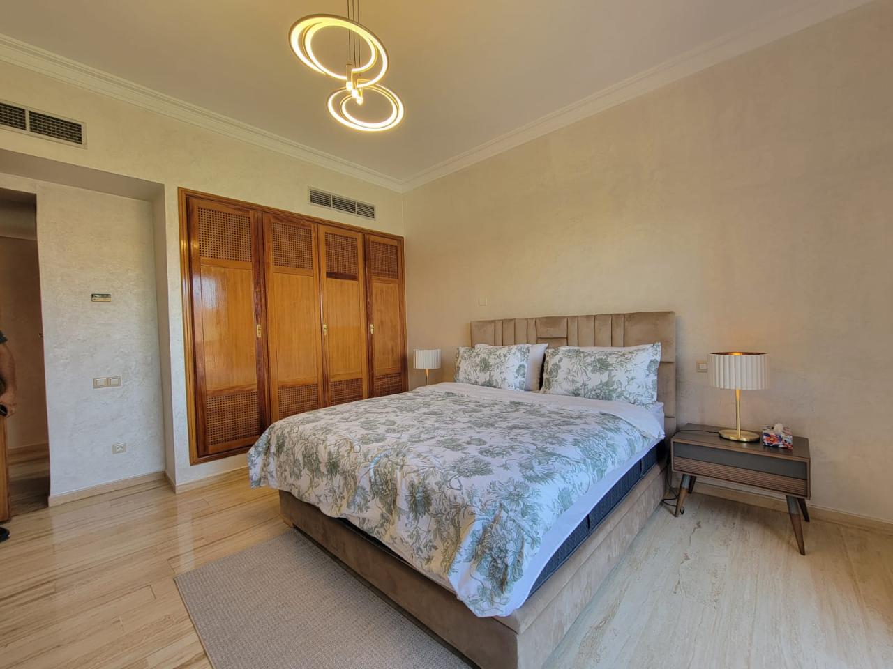 Villa de luxe en location route de Fès