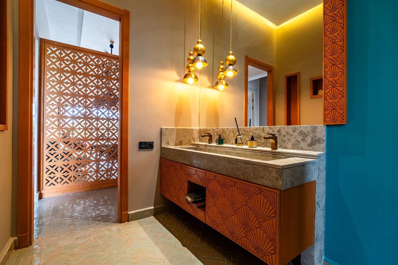 Villa Ferme de Luxe à Vendre – Route de Fès