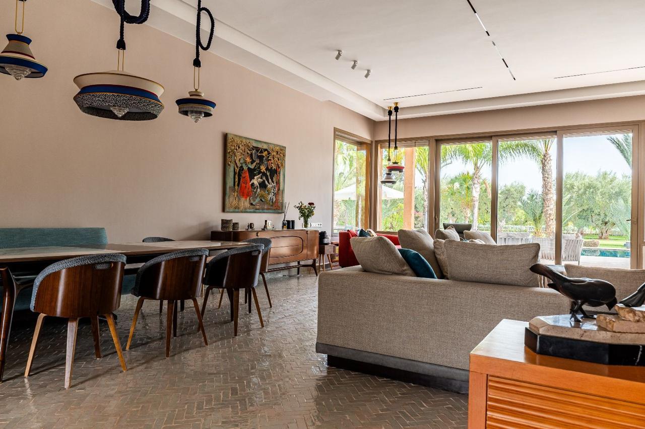 Villa Ferme de Luxe à Vendre – Route de Fès