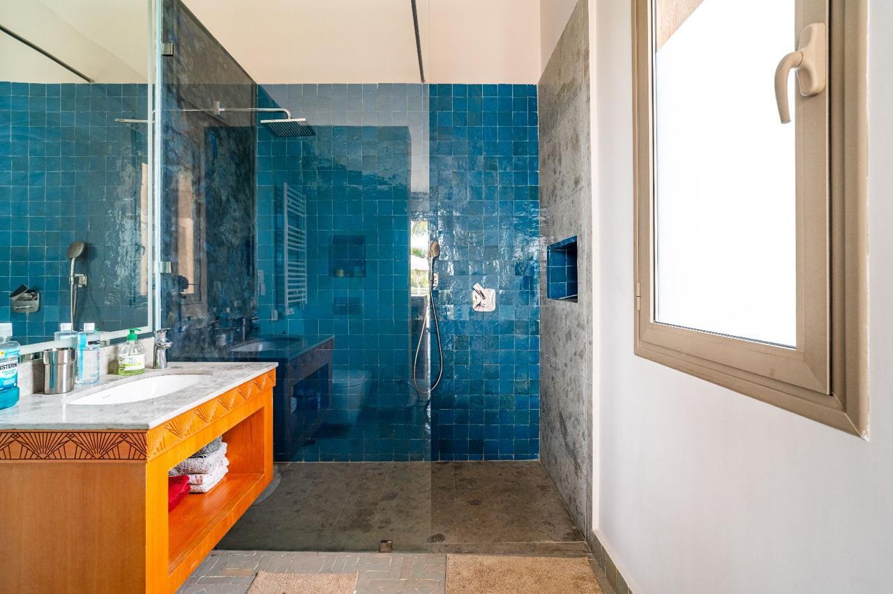 Villa Ferme de Luxe à Vendre – Route de Fès