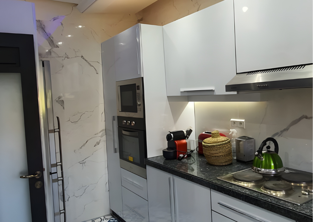 Villa Riad de Charme en Résidence Sécurisée – Route de Fès