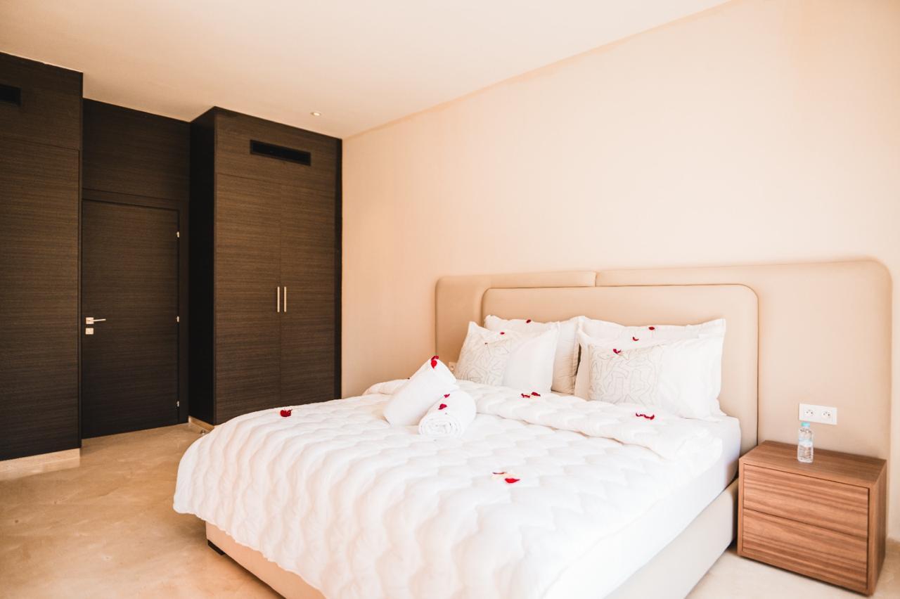 Villa de luxe 3 Suites à Louer Meublée – Domaine Résidentiel Golfique Premium