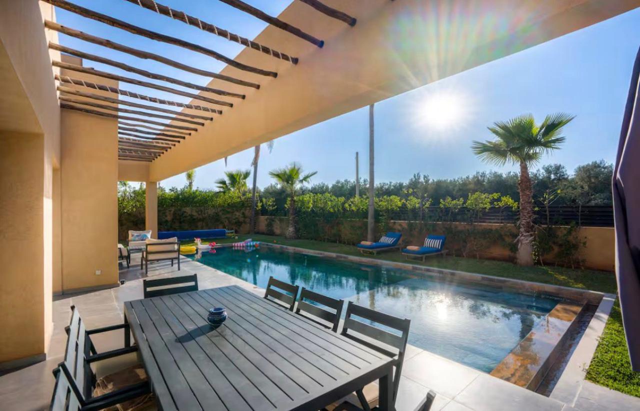 Villa De Luxe – 4 Suites Master – Piscine et Jardin Privatifs