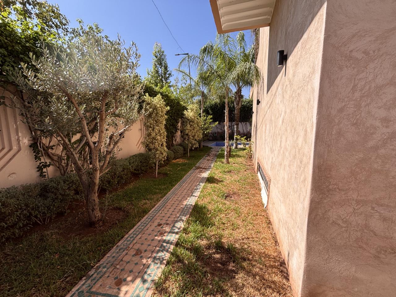 Villa 6 chambres à louer à Targa
