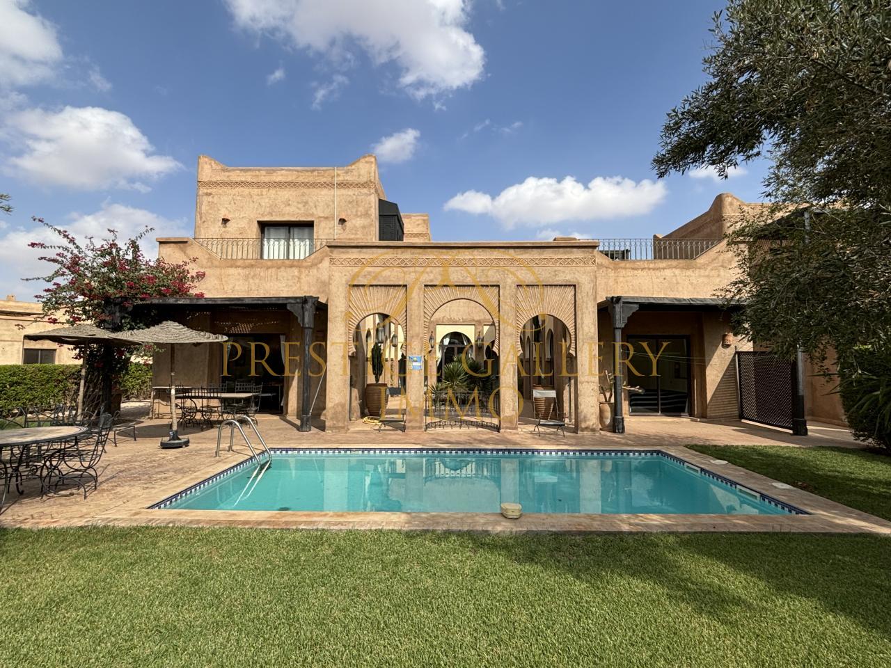 SUBLIME VILLA 3 CHAMBRES À VENDRE ROUTE DE FÈS