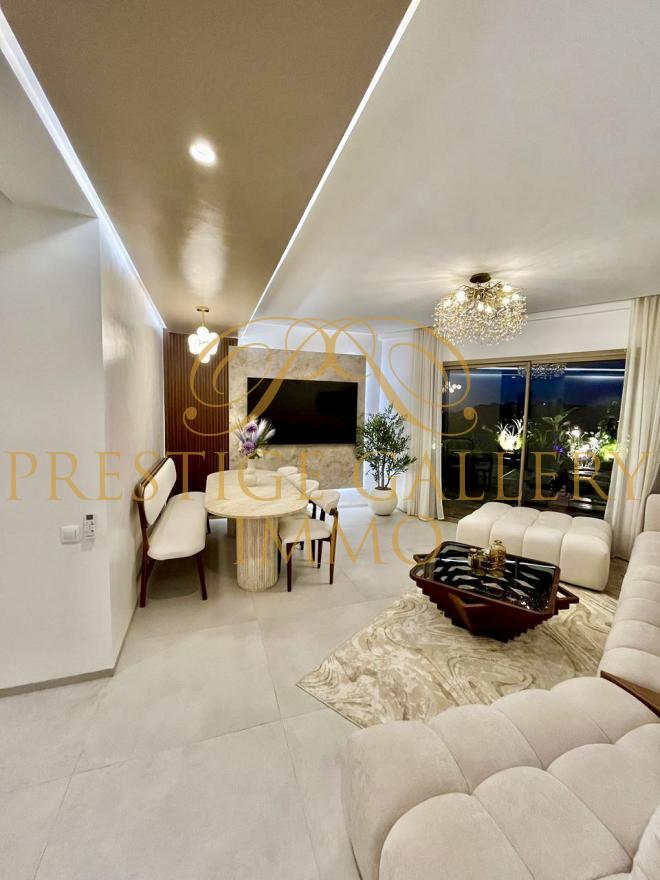 Sublime apartment with a large terrace