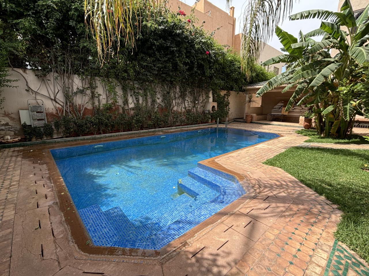 Villa 6 chambres à louer à Targa