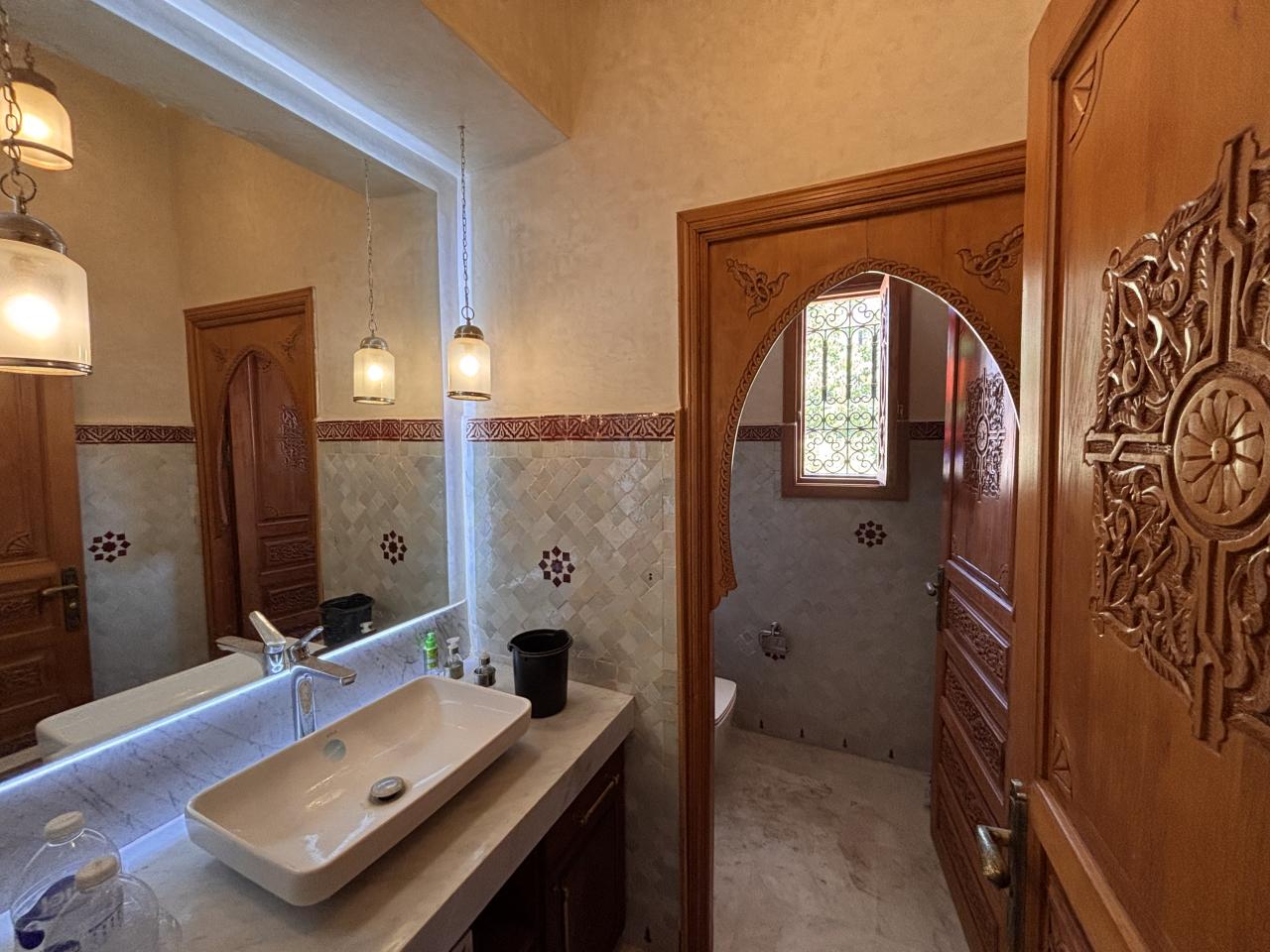 Villa 6 chambres à louer à Targa