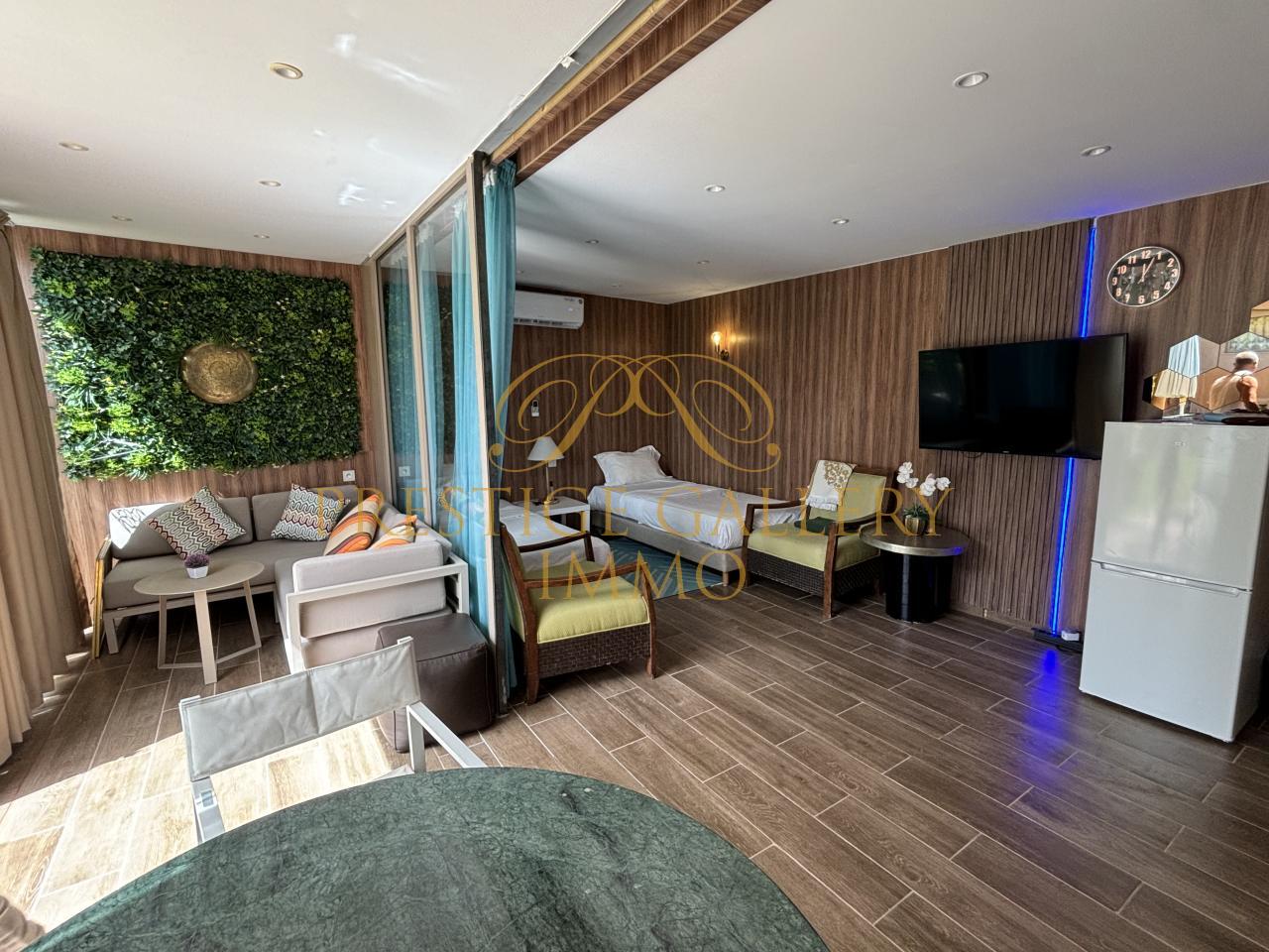 SUBLIME VILLA 5 CHAMBRES AVEC DÉPENDANCE SUR ARGAN GOLF