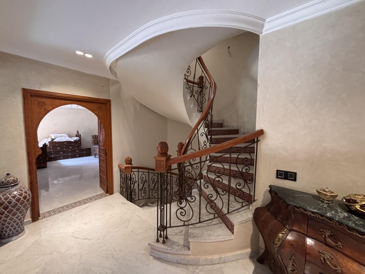 Villa 6 chambres à louer à Targa