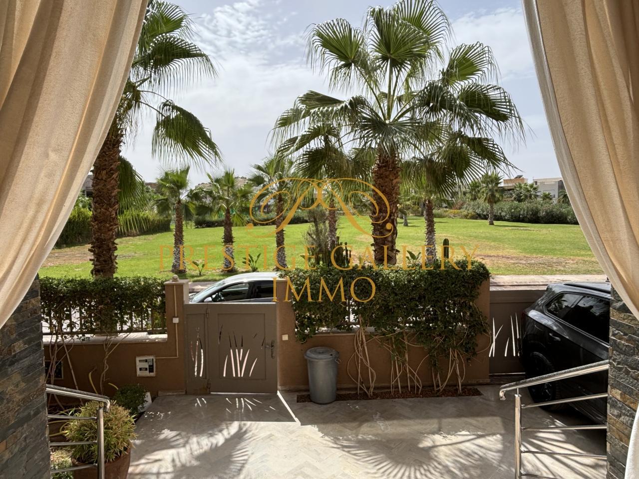 SUBLIME VILLA 5 CHAMBRES AVEC DÉPENDANCE SUR ARGAN GOLF